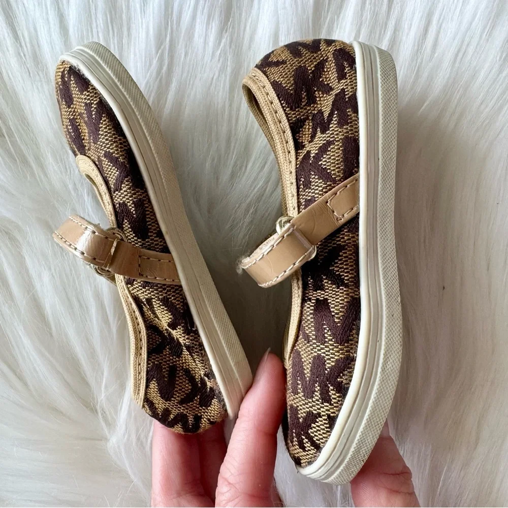 MICHAEL Michael Kors these are